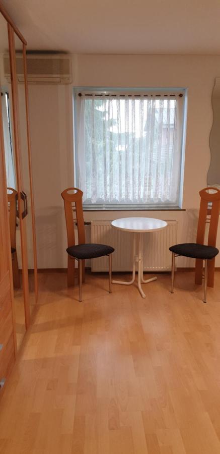 Gaestezimmer Junglas Bornheim  Esterno foto